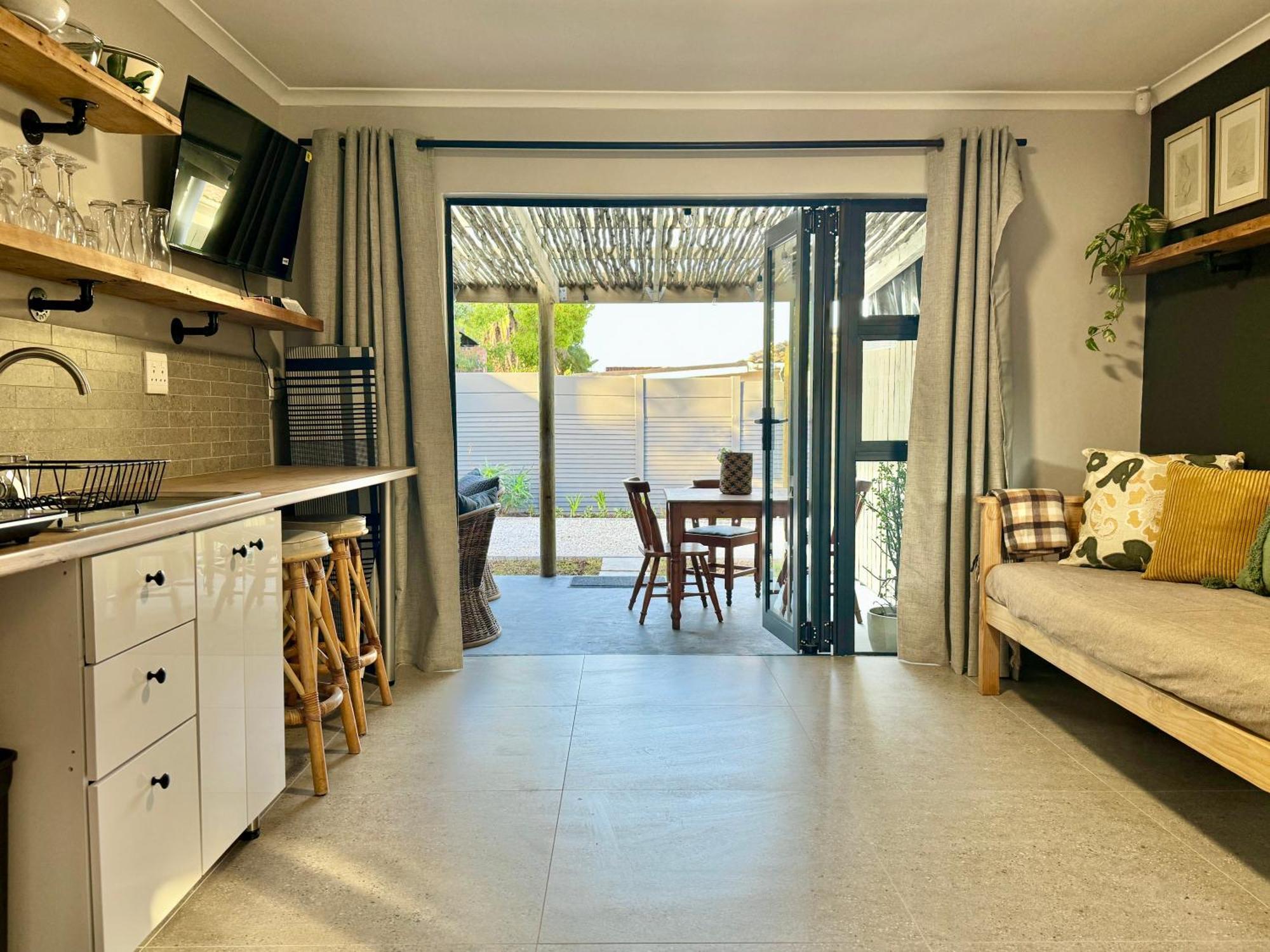 Stones - Self Catering *
