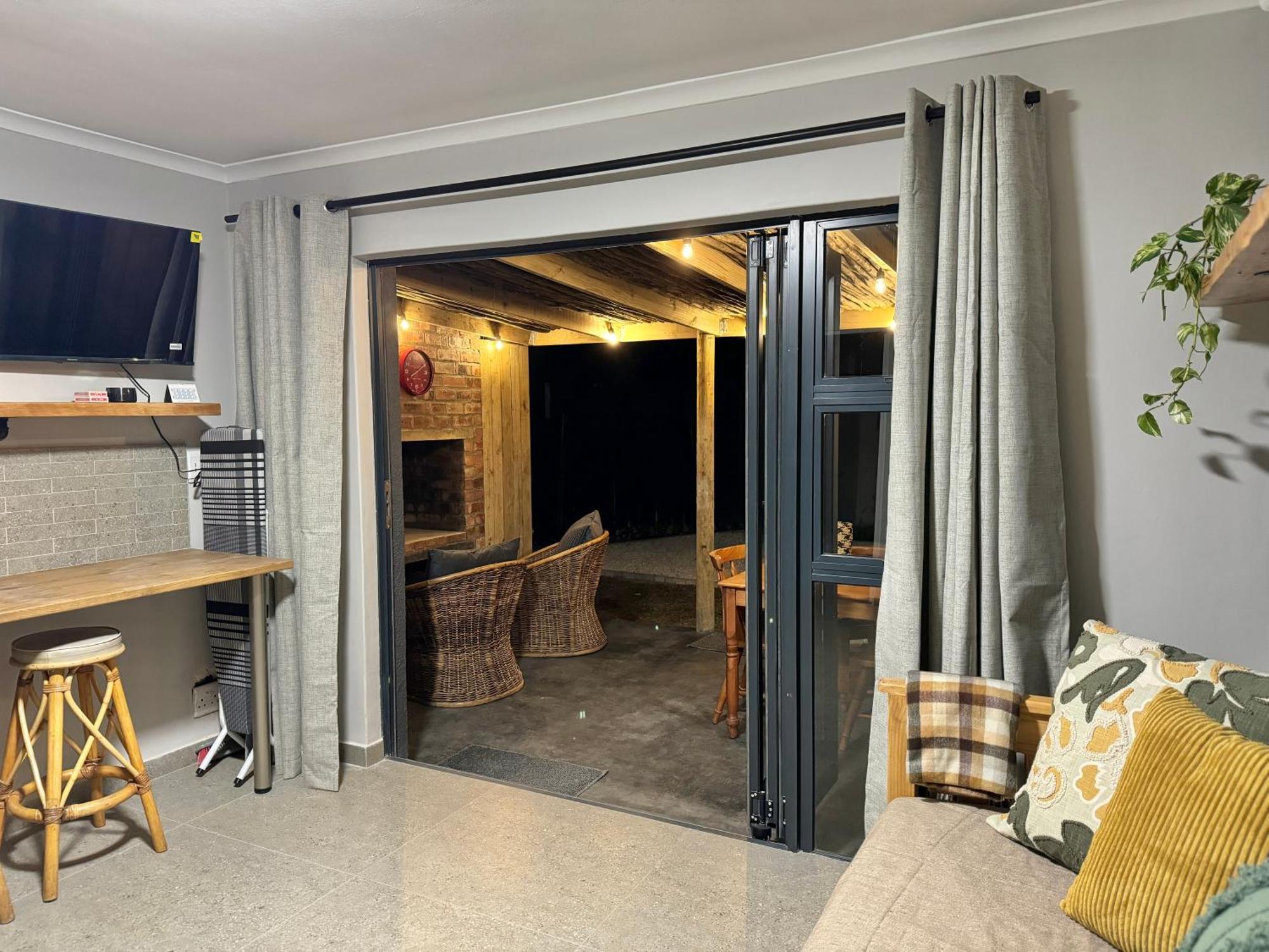 Stones - Self Catering *