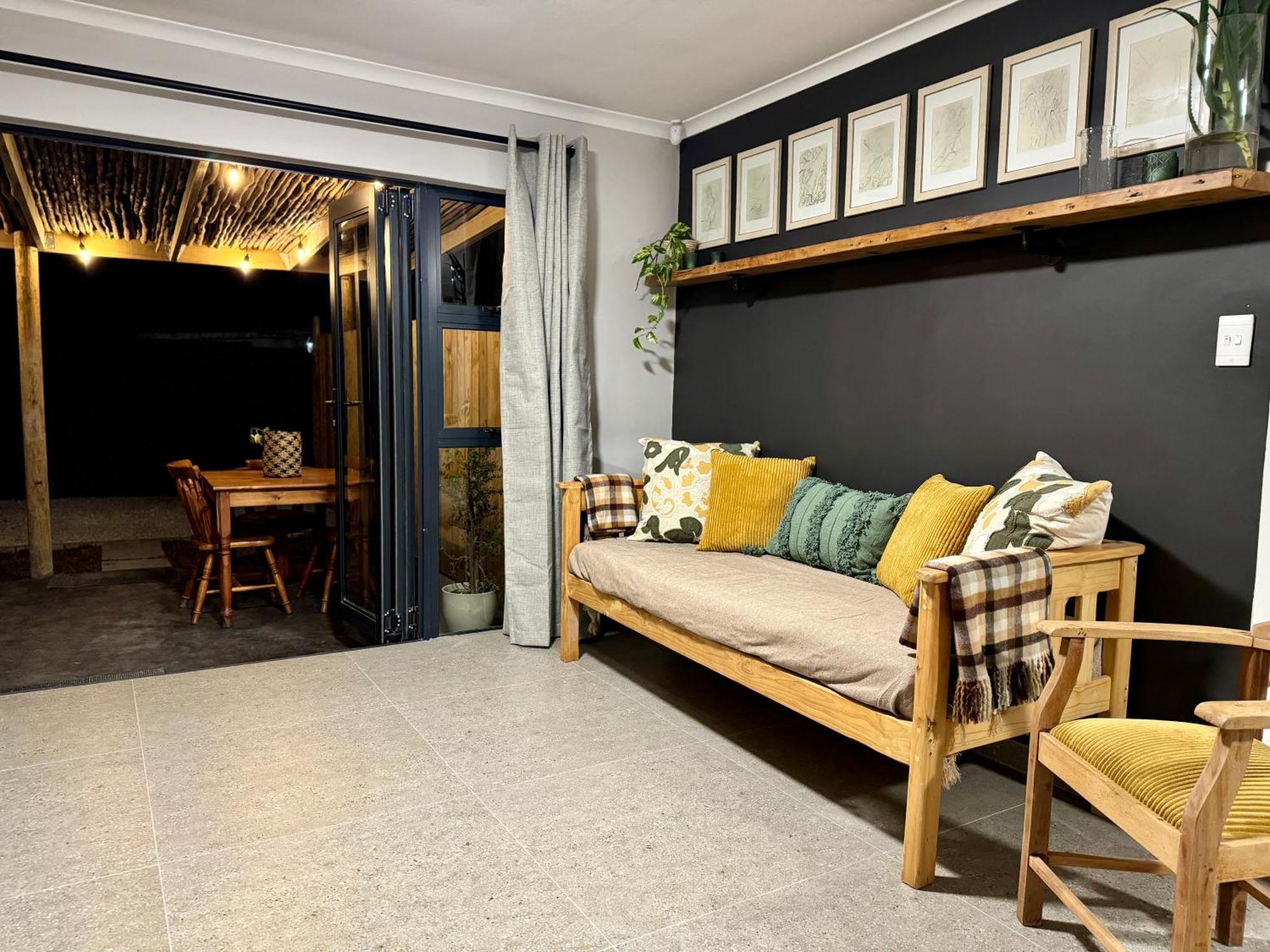 Apartment Stones - Self Catering