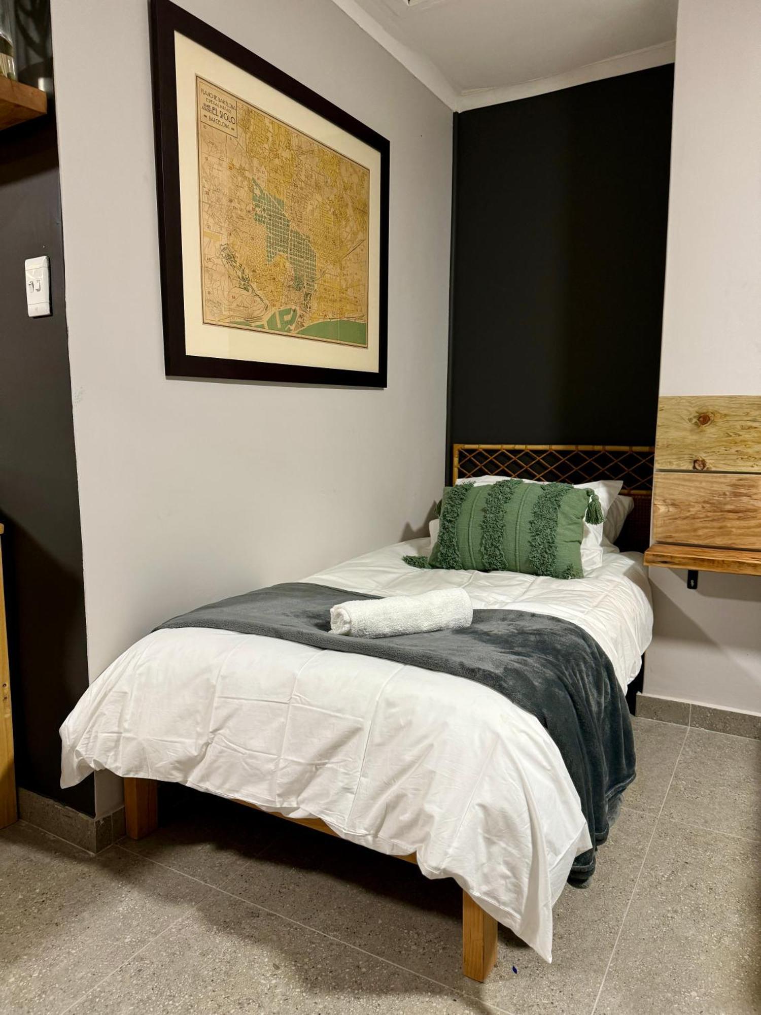 Stones - Self Catering * Kapstadt